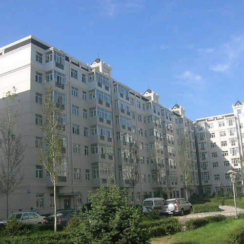 哈爾濱泰?；▓@